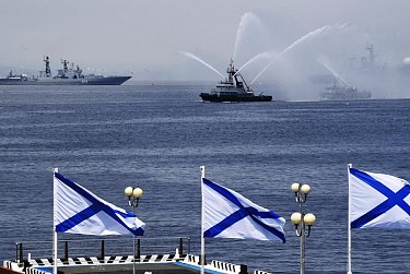 Доблестным защитникам водных рубежей